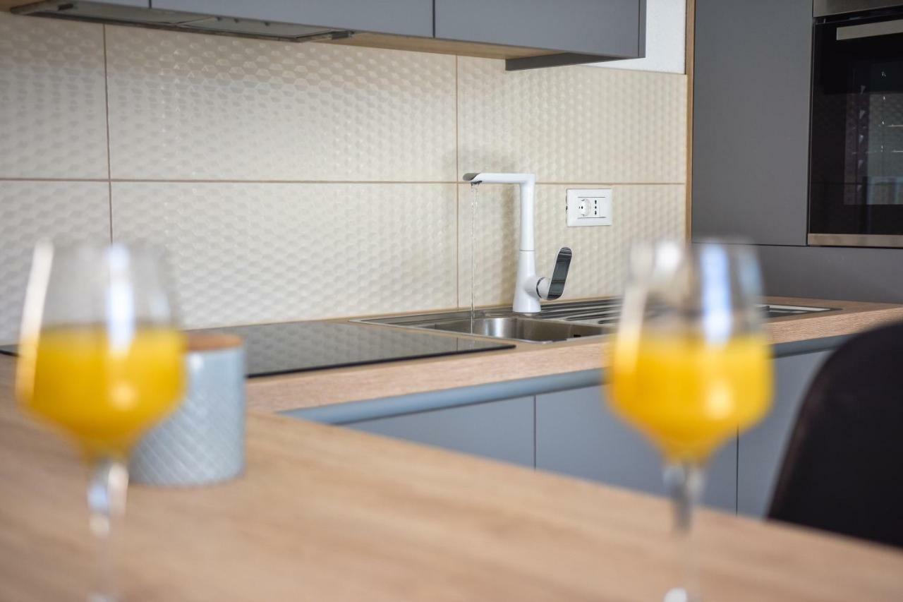 Villa Mar 1 - Luxury Apartments بوتشيتشا المظهر الخارجي الصورة