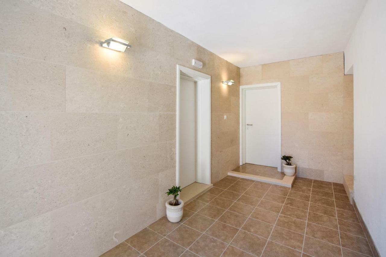 Villa Mar 1 - Luxury Apartments بوتشيتشا المظهر الخارجي الصورة